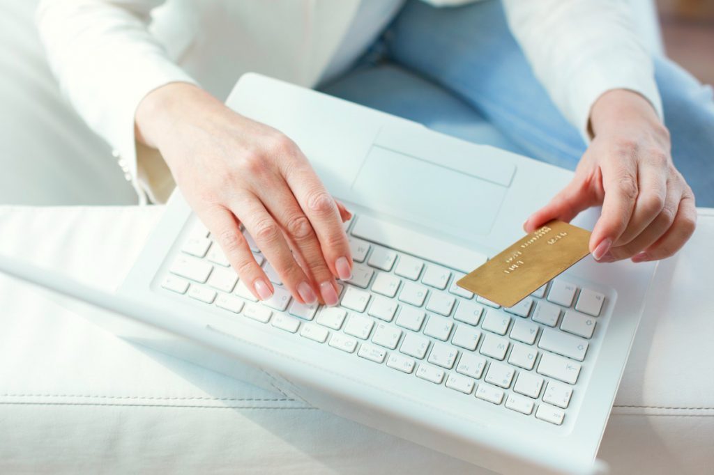 Obrazek wyróżniający wpisu na blogu pt.SafeLink – bezpieczne i szybkie płatności w eCommerce